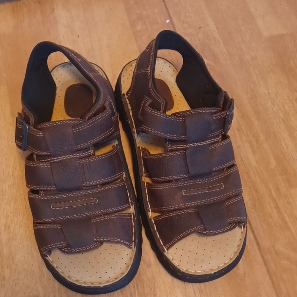 Earth shoes mens size 12 leather uppers